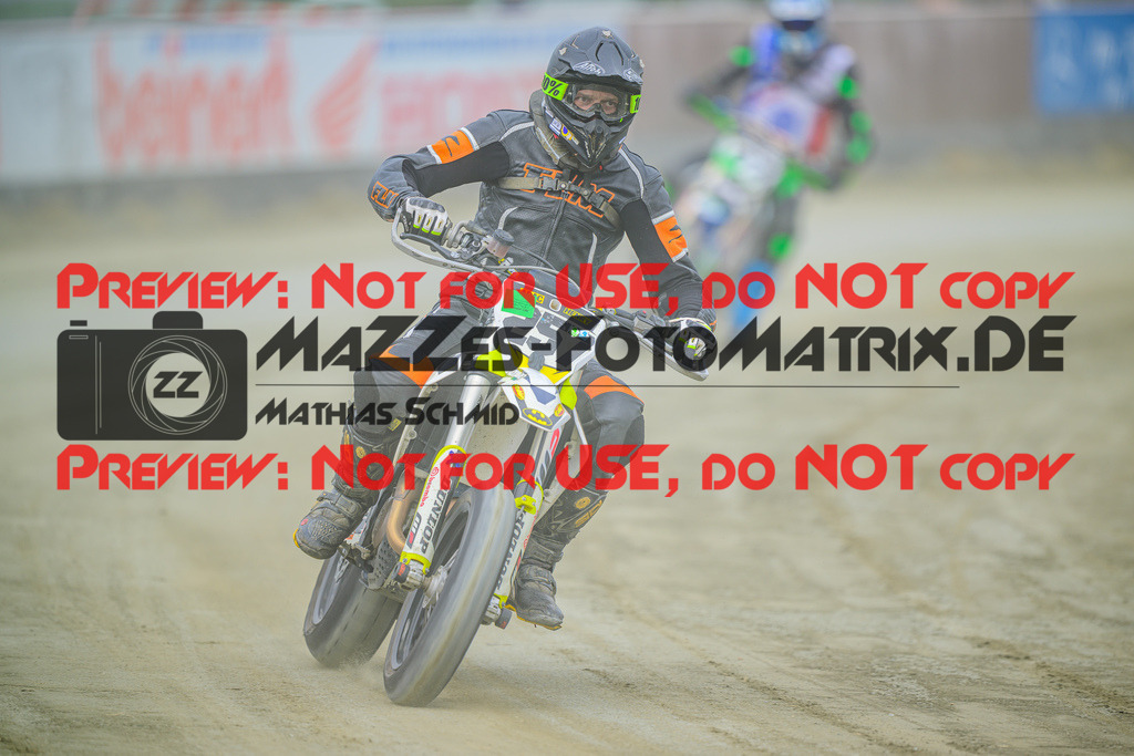 MaZZes_Fotomatrix_20250502_6007705_5333 | UE40