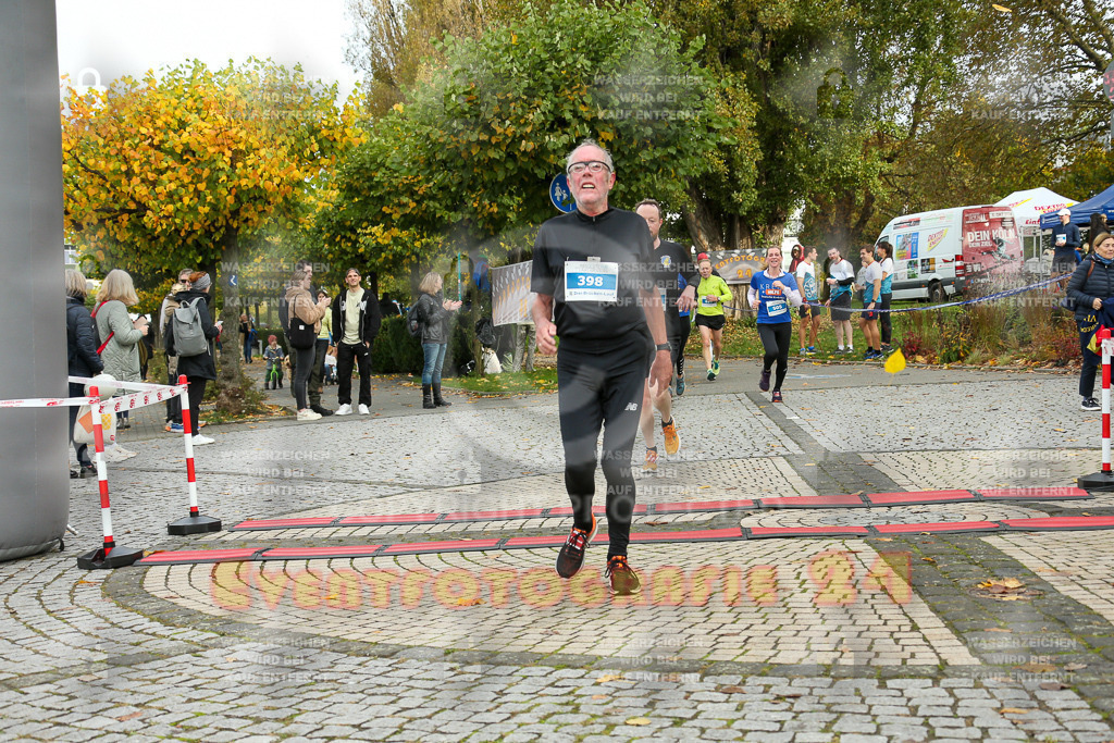 241020_1014_EX1_8288 | Sportfotografie im Rhein-Sieg Kreis, Köln, Bonn, NRW, Rheinland Pfalz, Hessen, etc. Unser Tätigkeitsfeld umfasst den Laufsport vom Volkslauf über den Marathon, Duathlon, Triathon bis zum Ultralauf wie Kölnpfad Ultra oder Schindertrail.