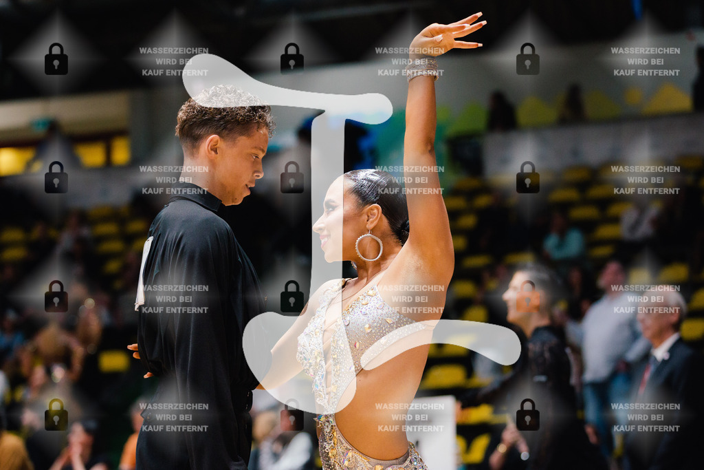 Hessen Tanzt WDSF Open Youth Latin 2nd (48) Maddox Loevenhardt _ Sara Coman (Denmark)-2025-05-17-1855 | Webshop for digital downloads and prints of dance sport, event & show photographer Julian Link - Realisiert mit Pictrs.com
