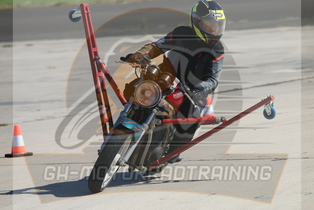 IMG_3683 | gh-motorradtraining-foto.de - Realisiert mit Pictrs.com