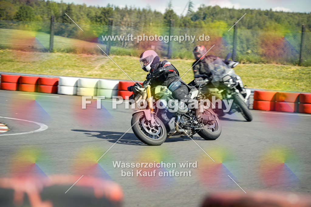 OBK_Mai_Justin_Uwe-10479 | Hier findet Ihr Bilder von Touristenfahrten auf der Nürburgring Nordschleife oder von anderen Veranstaltungen die ich besucht habe. Viel Spass beim Durch Schauen 