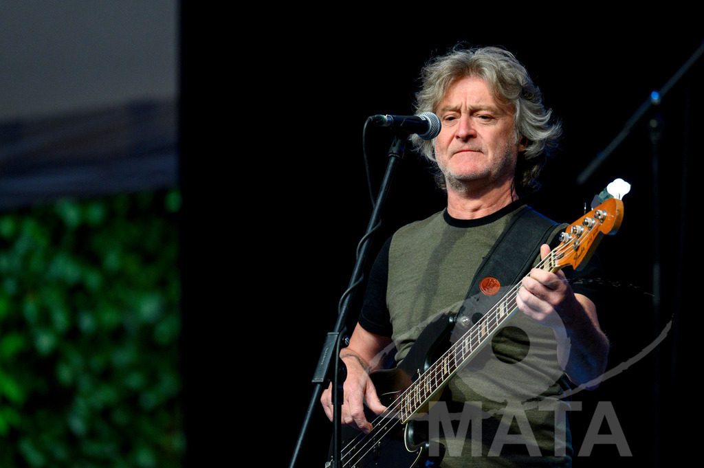 _DWA2597 | Craig Fletcher von John Lees' Barclay James Harvest live bei einem Konzert in Serenadenhof Nürnberg, 01.07.2023 - Realisiert mit Pictrs.com