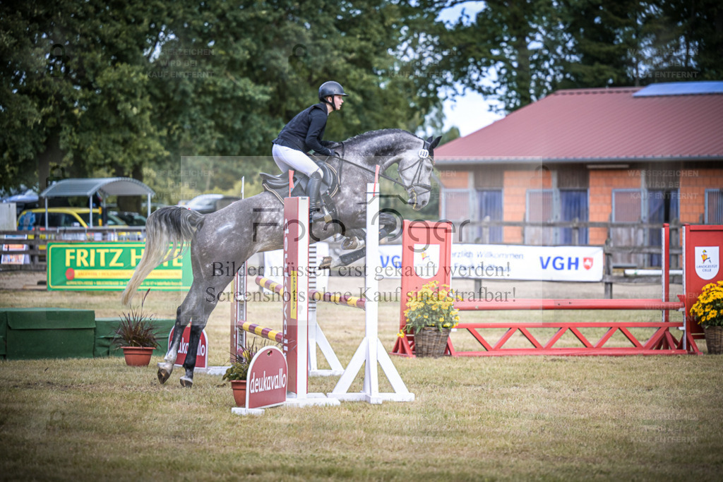 DOS_0579 | Entdecke hochwertige Reitturnierfotos von Foto Oger. Professionell, emotional und authentisch – jetzt Lieblingsmomente im Shop bestellen. - Realisiert mit Pictrs.com
