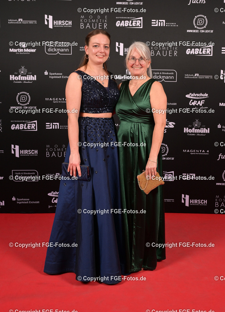 20240127-fge-fotos-0196 | Hofball der FGE am 27.01.2024 im Alten Stadttheater in Eichstätt. - Realisiert mit Pictrs.com