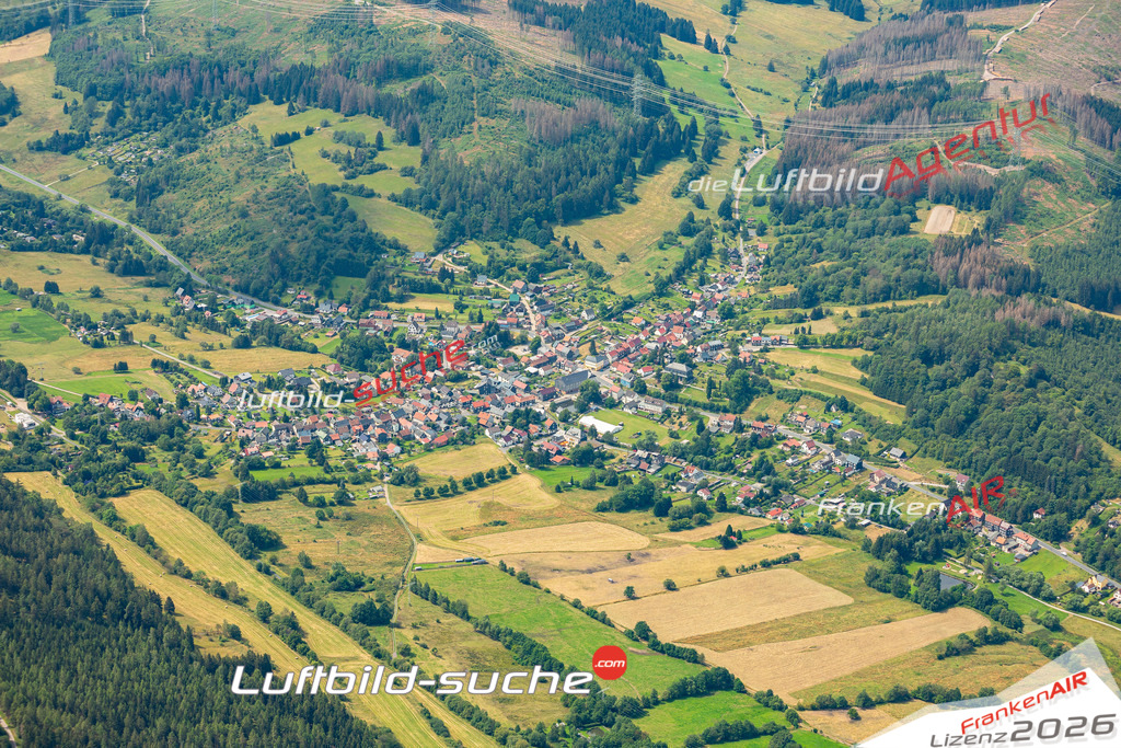 Das Luftbild zeigt : Möhrenbach Ilmenau - Die Luftaufnahme wurde 2024 vom UL-Flugzeug aus erstellt ( keine Drohne ) - Hochauflösende Luftaufnahme - Für grossformatige Ausdrucke geeignet. Die Geschenkidee !Mit Lizenz und Bildrechte bestellbar
