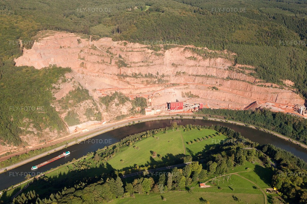 Luftbild: Hartsteinwerk Düro in Taben-Rodt im Bundesland Rheinland-Pfalz in Deutschland. Foto: IMG_33810.jpg vom 11.09.2010 durch Werner Riehm/FLY-FOTO.de