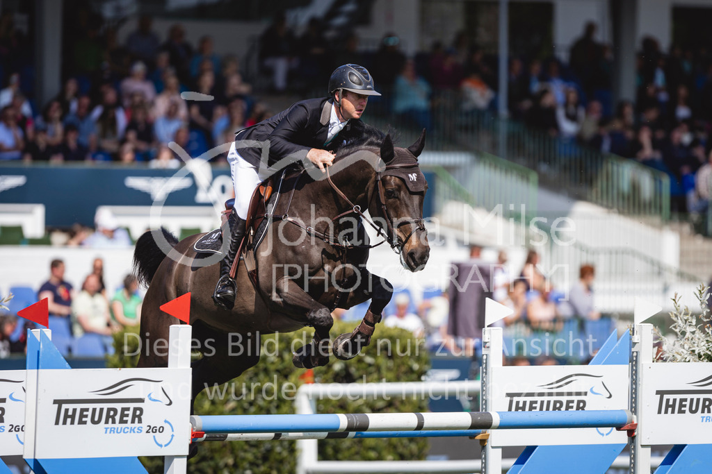 240510_Hamburg_YoungsterTour7y-132 | Deine schönsten Turniermomente als professionelle Fotos! Entdecke hochwertige Pferdesport-Fotografie im Online-Shop. Jetzt Fotos finden & bestellen!