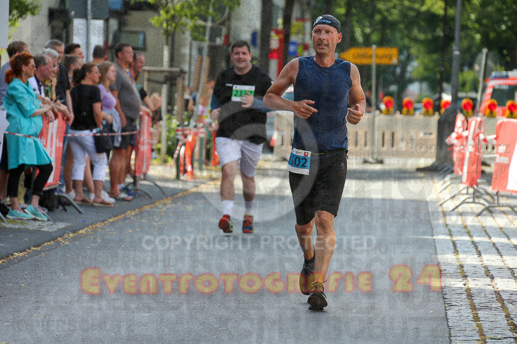 220625_1708_EX1_6188 | Sportfotografie im Rhein-Sieg Kreis, Köln, Bonn, NRW, Rheinland Pfalz, Hessen, etc. Unser Tätigkeitsfeld umfasst den Laufsport vom Volkslauf über den Marathon, Duathlon, Triathon bis zum Ultralauf wie Kölnpfad Ultra oder Schindertrail.