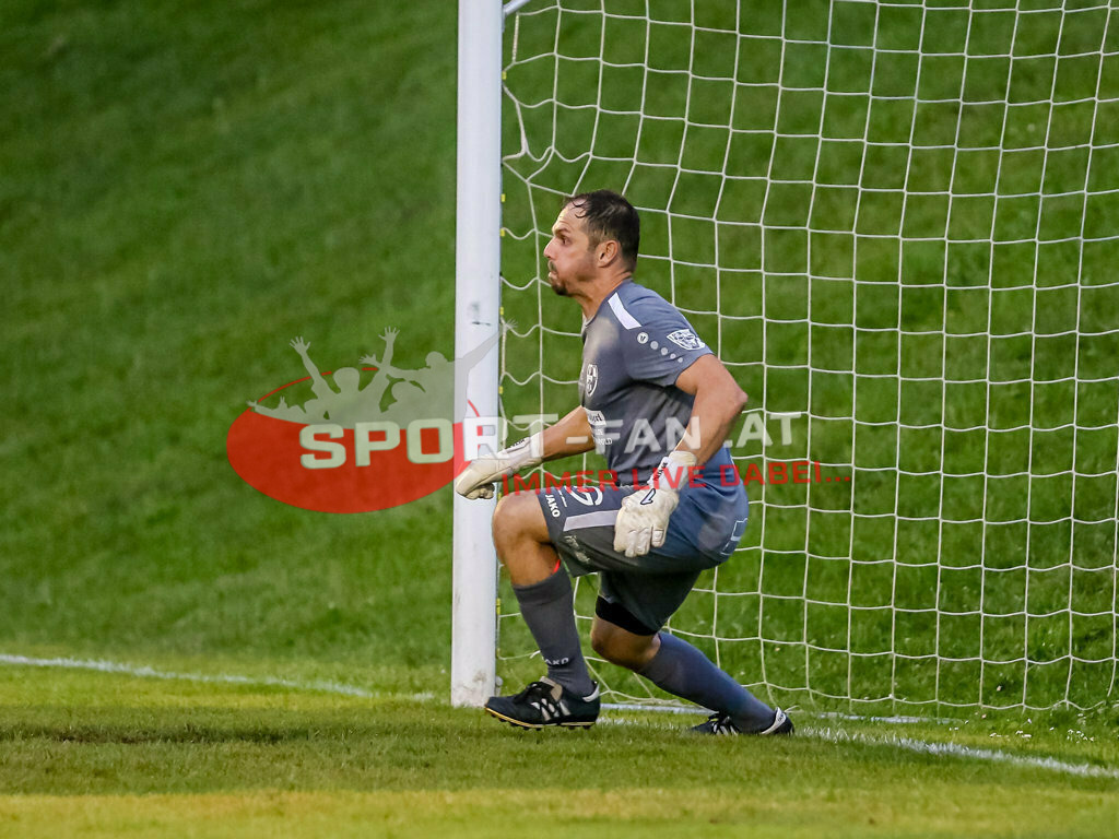 SV Feldkirchen - SC Launsdorf 2-1, Unterliga Ost | Herbert Tammer (SC Launsdorf #1) SV Feldkirchen - SC Launsdorf 2-1 am 23.08.2023 in Feldkirchen
(Modehaus NIMO Arena), Austria, (Photo by Ernst Krawagner sport-fan.at) - Realisiert mit Pictrs.com