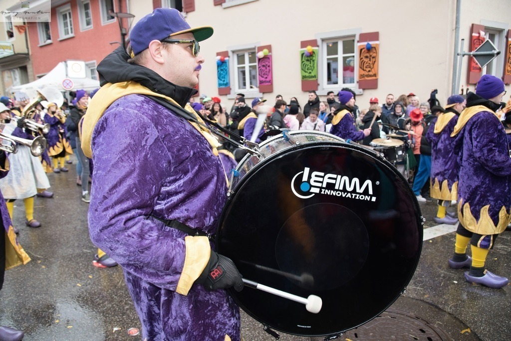 Fasnacht _24-268-RA | Fotoblog Schwarzwald, Foto Blog Wiesental, Pfaffenberg, Winterzauber, Zeller Bergland, Zell im Wiesental, Fotoblog Wiesental, Landschaftsfotos, Bilder Wiesental, Natur, Naturbilder, Fastnacht, Zeller Fastnacht, Zeller Fasnacht, Zeller Bergland, Belchen, - Realisiert mit Pictrs.com