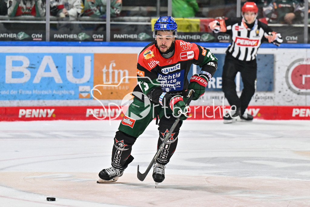 Augsburger Panther - Adler Mannheim | am Puck Nicholas BAPTISTE (Augsburger Panther 73) / Freisteller / Einzelfoto / DEL: Augsburger Panther - Adler Mannheim, Curt Frenzel Stadion am 16.02.2025