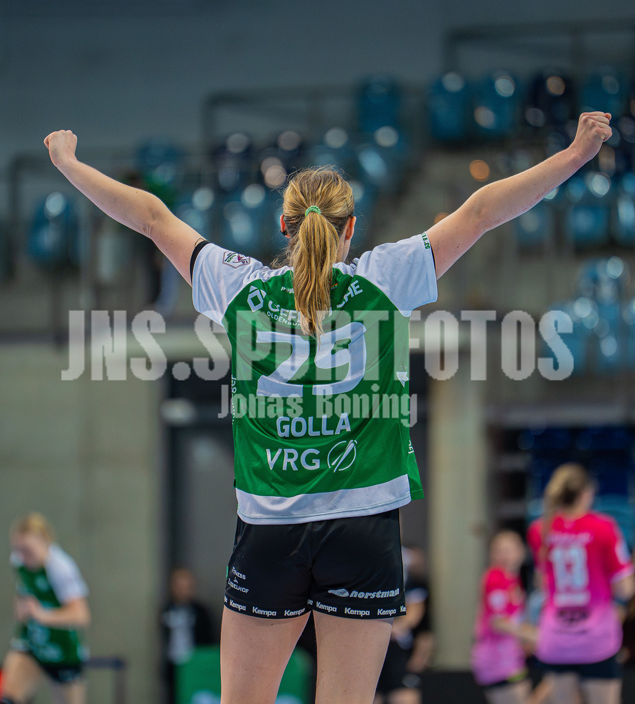 Handball I Frauen I Saison 2025-2026 I 1. HBF I 15. Spieltag I VFL Oldenburg - SV Union Halle-Neustadt 0101 | Paulina Golla (29, VfL Oldenburg) - Realisiert mit Pictrs.com