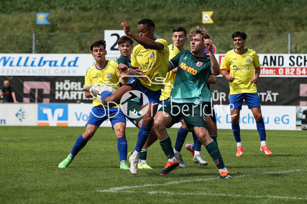 FC Pipinsried - SSV Jahn Regensburg II | Professionelle Sportfotos aus den Bereichen Fußball, Eishockey, Handball und vieles mehr. Ob Sieg oder Niederlage