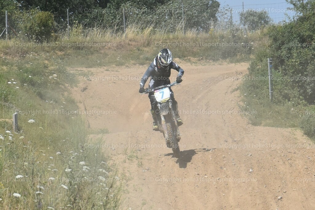 DSC_0269 (2) | Sportfotografie , Motorsport, Motoross, Reitsport, Mointainbike, Enduro,
Landschaft , Outdoor, Eventfotografie, Landschaft, Bilder online bestellen - Realisiert mit Pictrs.com