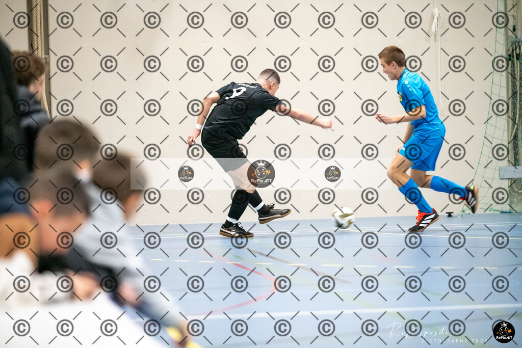20241130_FCR-Hallenturnier-C-1_027 | Sport und Naturfotografie von Roberto Esposito zeigt echte Momente Bewegung und die Schönheit der Natur. Ausdrucksstarke Bilder schaffen Emotionen.