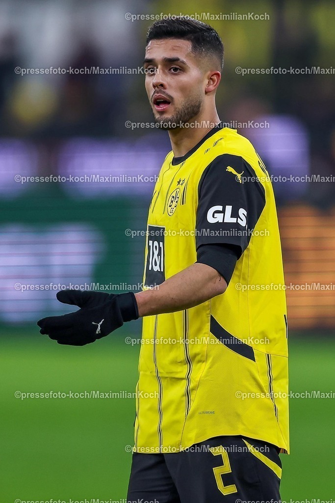 BVB10012502288 | 10.01.2025, Fußball, Borussia Dortmund - Bayer 04 Leverkusen, 1. Fußball Bundesliga, 16. Spieltag, Signal Iduna Park, Saison 2024 2025: Yan Couto (BVB #2)DFB regulations prohibit any use of photographs as image sequences and or quasi-video.
