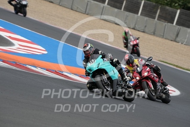 2024_08_09_PBK_16142 | Sportfotografie; SlowMotion; Video; Rennstrecke; Hafeneger; Speer; Racing; RSE; BMW; CBO; Trackday; Motorsportarena; Hockenheimring; Brno; Most; Barcelona; Valencia