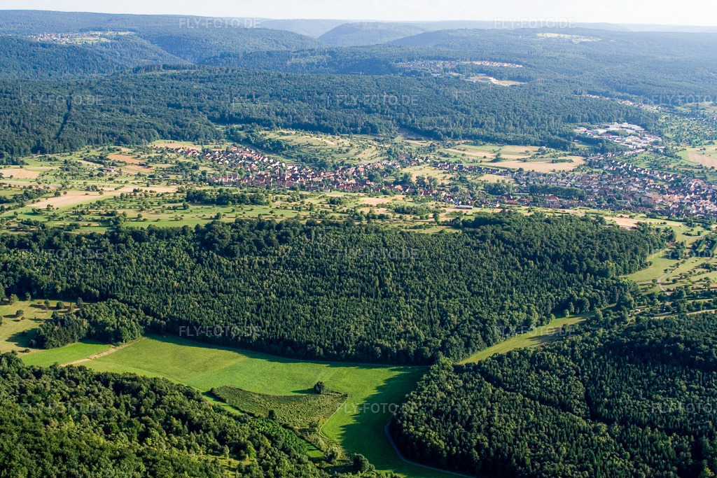 Luftbild: Essigberg im Ortsteil Obernhausen in Birkenfeld im Bundesland Baden-Württemberg in Deutschland. Foto: IMG_12372.jpg vom 05.08.2008 durch Werner Riehm/FLY-FOTO.de