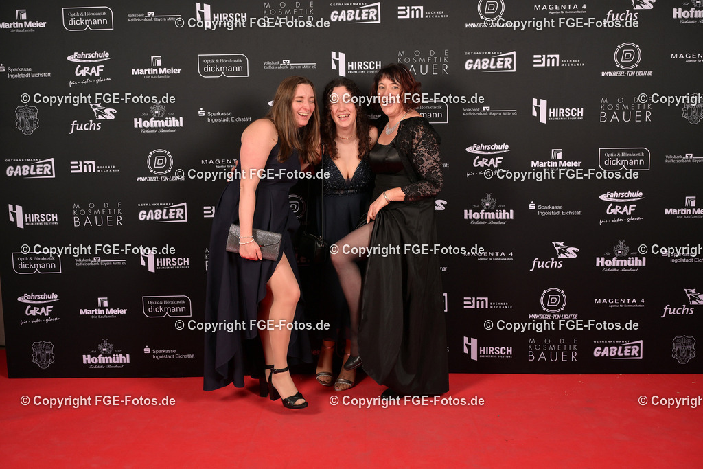 20240113-fge-fotos-0265 | Eröffnungsball der FGE am 13.01.2024 im Alten Stadttheater in Eichstätt. - Realisiert mit Pictrs.com