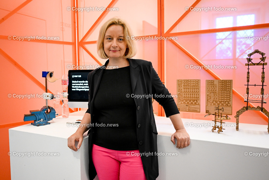 Ars Electronica Festival 2023_ 05.09.2023-1 | 05.09.2023, Linz, AUT, Ars Electronica Festival 2023, Kunstuni im Bild Brigitte Huetter (Rektorin Kunstuniversitaet Linz)