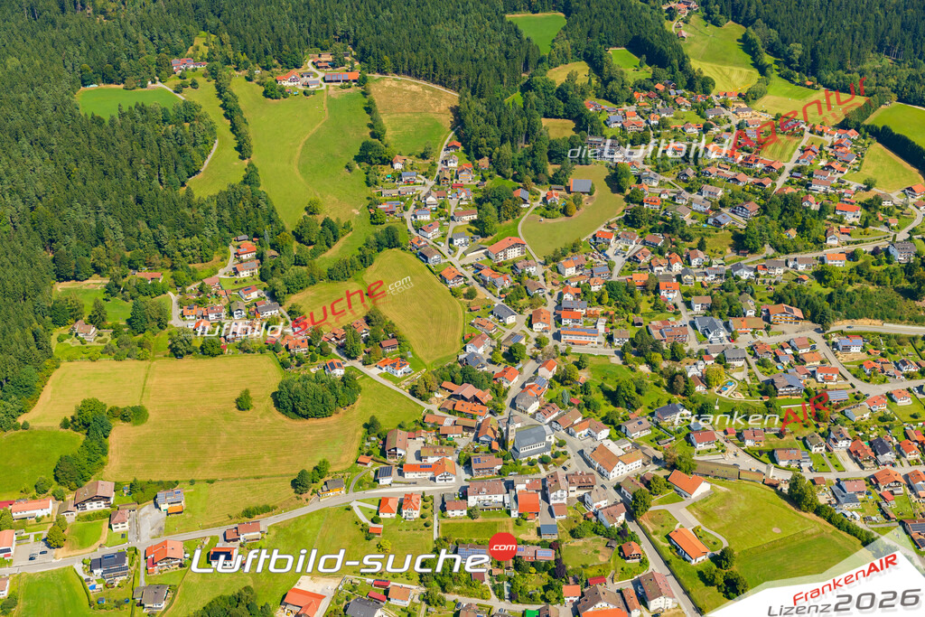 Luftaufnahme von  Böbrach - Die Luftaufnahme wurde 2025 vom UL-Flugzeug heraus erstellt ( keine Drohne ) - Hochauflösende Luftaufnahme - für professionelle Ausdrucke geeignet. Die Geschenkidee !Mit Lizenz und Bildrechte bestellbar