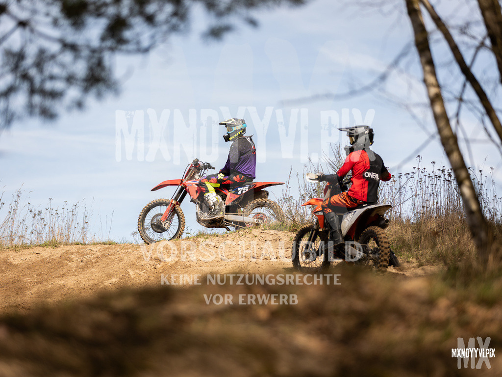 866A2524 | mxndyyvipix