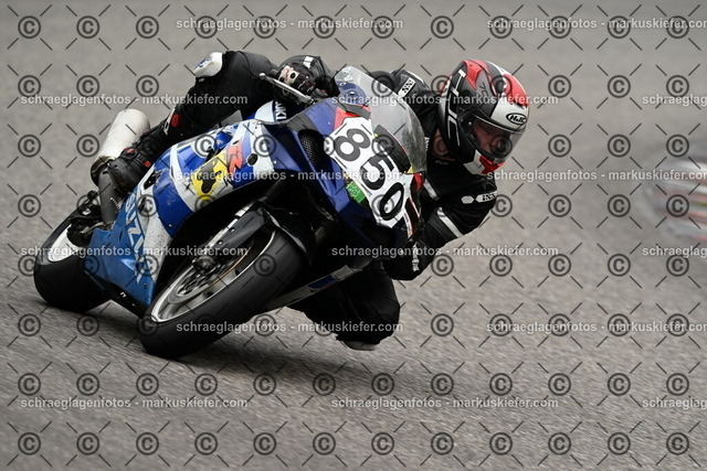 25bt02-1306 | markuskiefer.com - Realisiert mit Pictrs.com