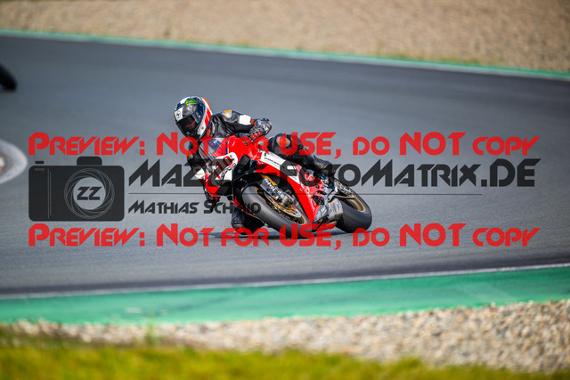 MaZZes_FotoMatrix_240724_6007705_2-103 | ROT