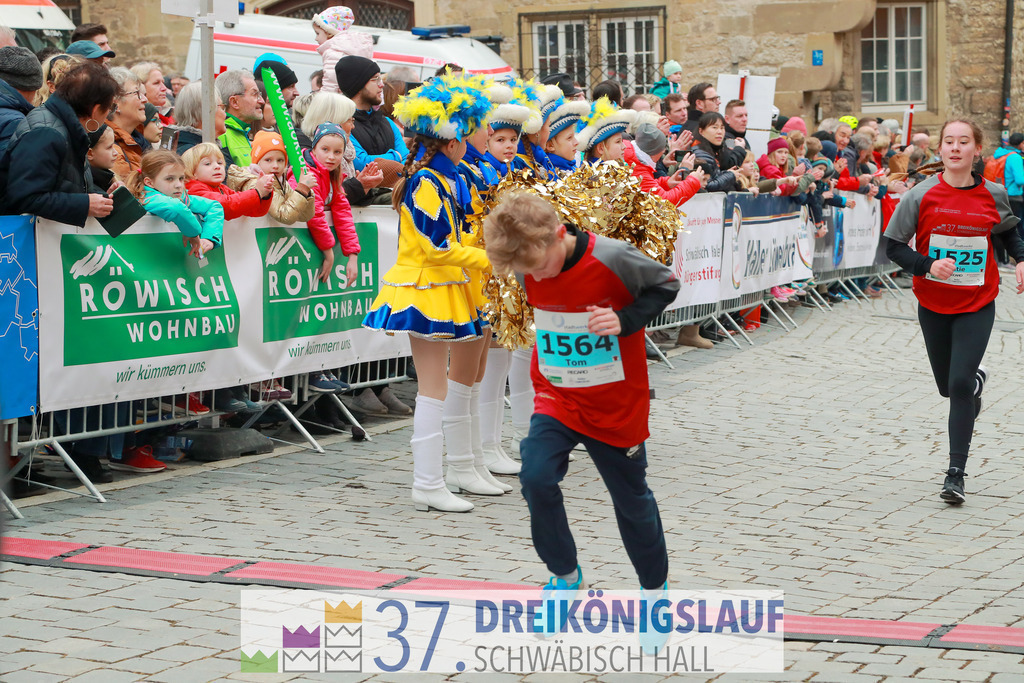 Stadtwerke Jugendlauf 1700m | 3 Koenigslauf 2023 - Realisiert mit Pictrs.com