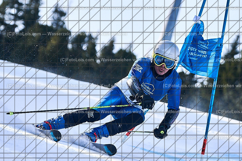 _ALP1362_FIS-Masters-GS-I_Glungezer_Novi Luca | FIS-MASTERS-WorldCup am Glungezer, GiantSlalom-I, Sa 17. Jänner 2026.