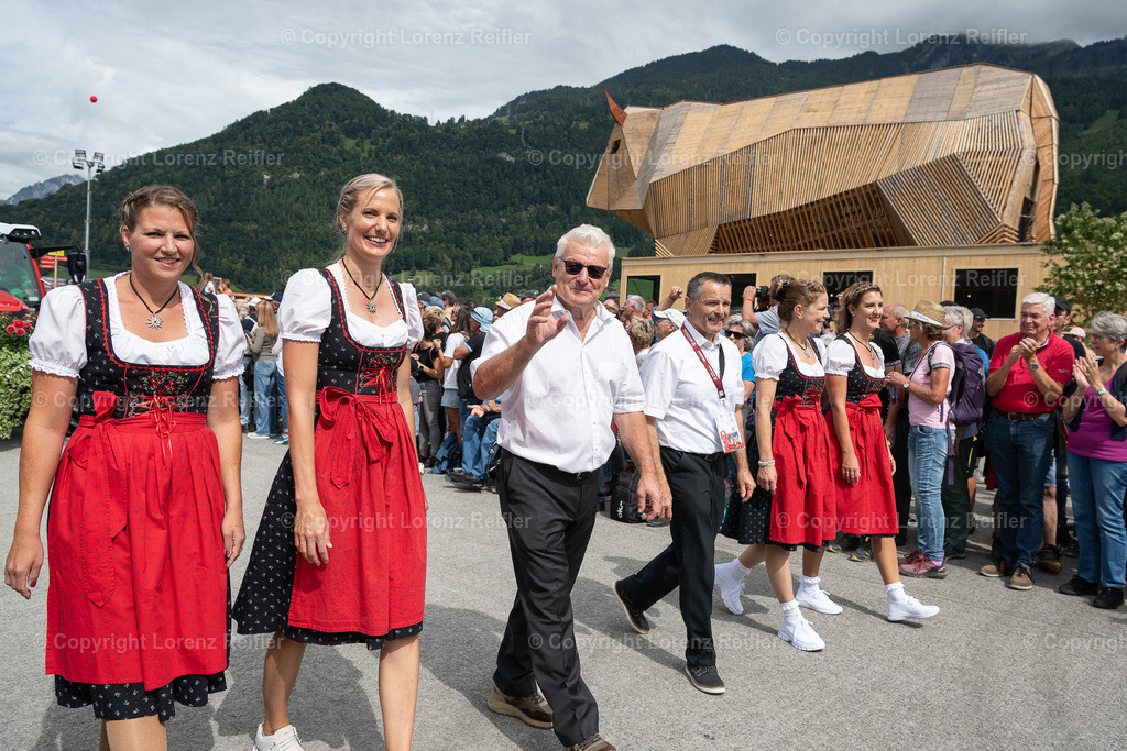 Schwingen -  ESAF Freitag Festumzug 2025 | Mollis, 29.8.25, Schwingen - ESAF Freitag Festumzug.