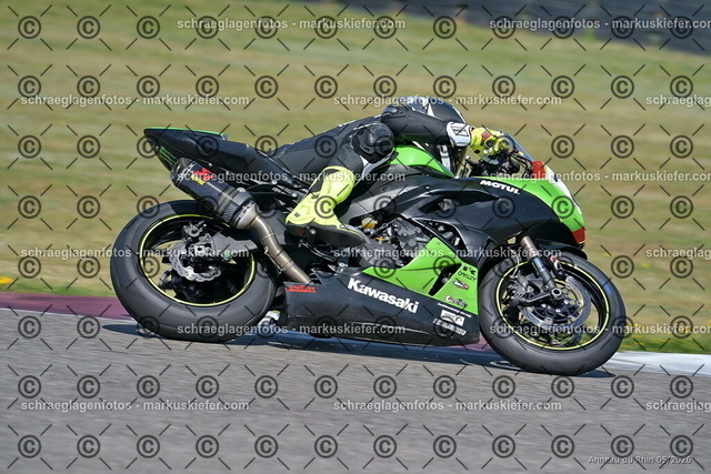 26BT02-0671 | markuskiefer.com - Realisiert mit Pictrs.com