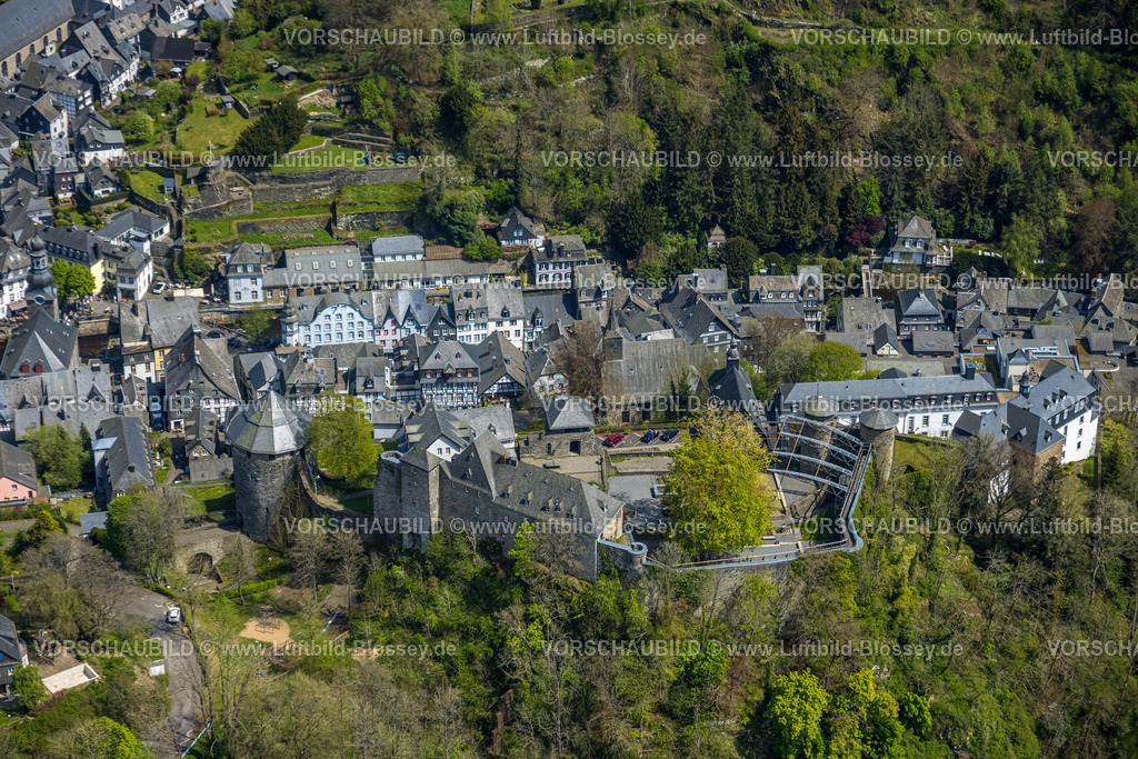 Monschau240502220 | Luftbild, Burg Monschau, Schloßberg, DJH Jugendherberge und Veranstaltungsort, Sehenswürdigkeit und Wahrzeichen, historische mittelalterliche Gebäude,  Monschau, Nordrhein-Westfalen, Deutschland