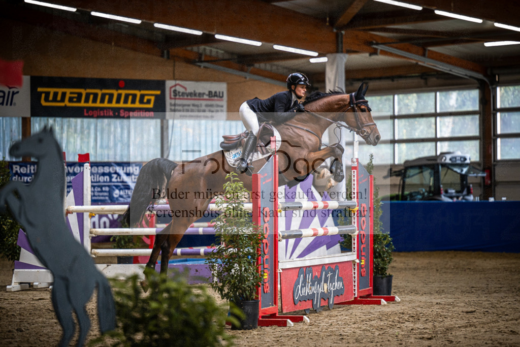 DOS_0719 | Entdecke hochwertige Reitturnierfotos von Foto Oger. Professionell, emotional und authentisch – jetzt Lieblingsmomente im Shop bestellen.Deutschlandweite Turnierfotografie. - Realisiert mit Pictrs.com