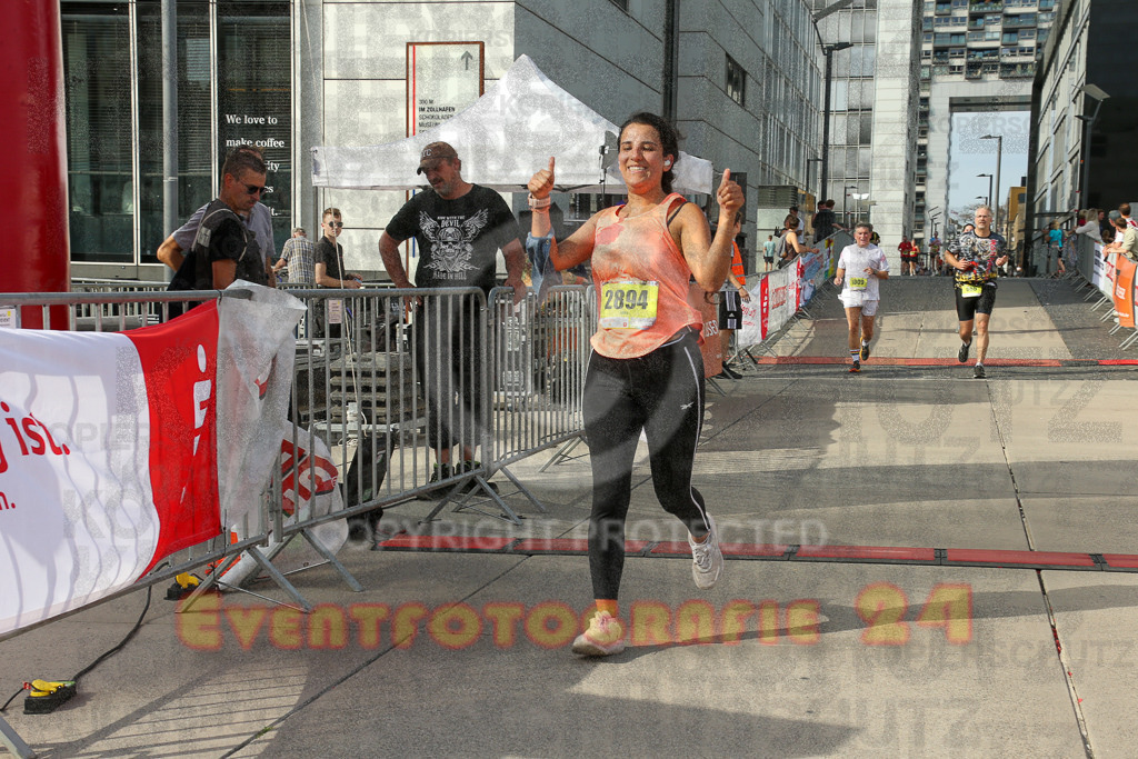 250920_1537_EX1_0260 | Sportfotografie im Rhein-Sieg Kreis, Köln, Bonn, NRW, Rheinland Pfalz, Hessen, etc. Unser Tätigkeitsfeld umfasst den Laufsport vom Volkslauf über den Marathon, Duathlon, Triathon bis zum Ultralauf wie Kölnpfad Ultra oder Schindertrail.