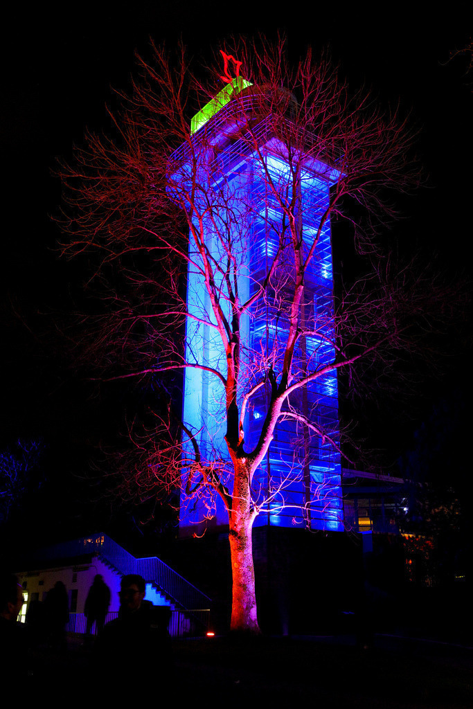 Parkleuchten_GrugaEssen24_64 | Bildergalerie von Sport-Ereignissen aber auch von weiteren spannenden Dingen - nicht nur vom Niederrhein. In Anlehnung an den bekannten Spruch von Hanns Dieter Hüsch heißt das Motto: "Niederrhein ist überall".  - Realisiert mit Pictrs.com