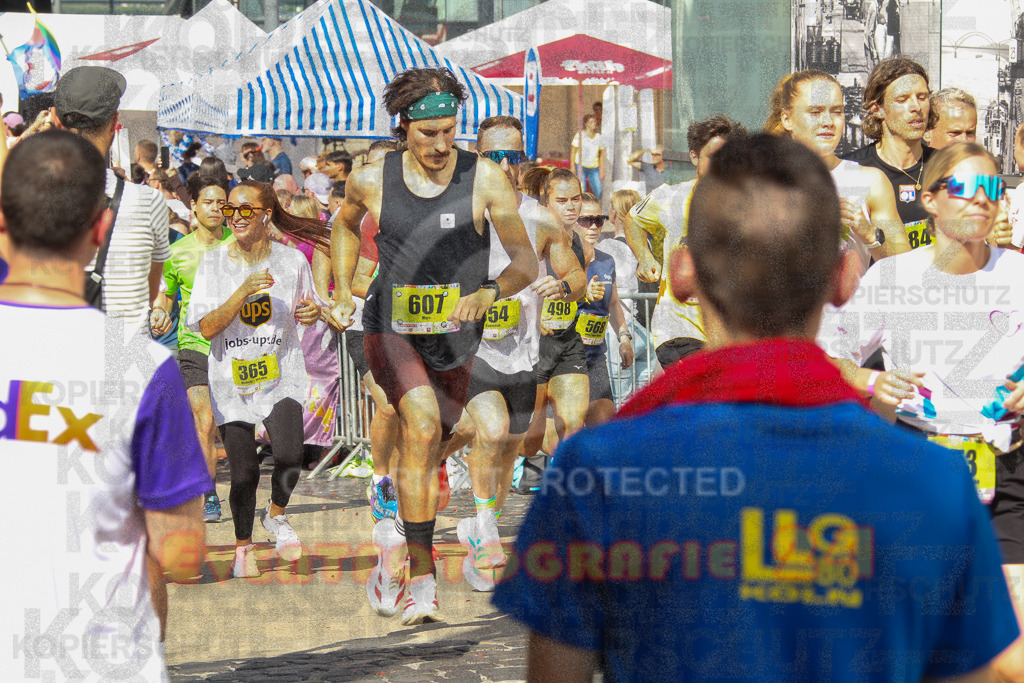 250920_1430_EV4_6960 | Sportfotografie im Rhein-Sieg Kreis, Köln, Bonn, NRW, Rheinland Pfalz, Hessen, etc. Unser Tätigkeitsfeld umfasst den Laufsport vom Volkslauf über den Marathon, Duathlon, Triathon bis zum Ultralauf wie Kölnpfad Ultra oder Schindertrail.