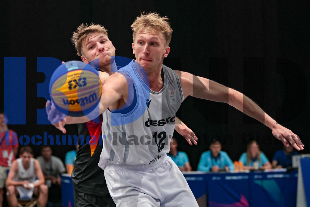 SES_RRG3x320250720-88 | bond - Realisiert mit Pictrs.com