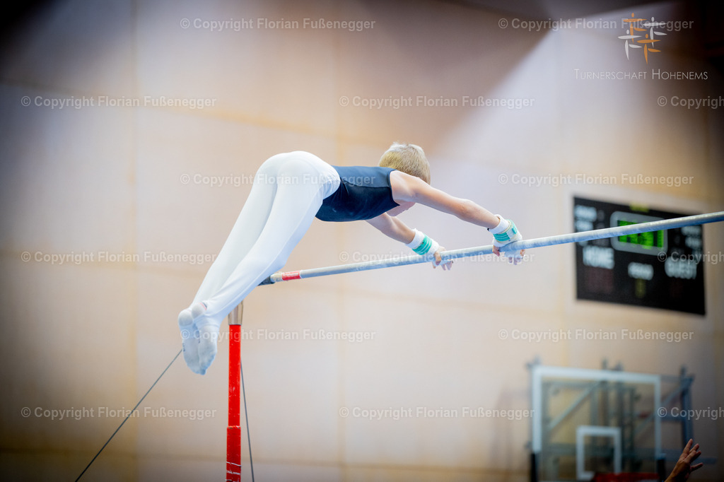 Promo-62 | "Fussifoto.com – Ihr Ansprechpartner für hochwertige Fotografie! Entdecken Sie kreative Bilder und professionelle Dienstleistungen. Kontaktieren Sie uns für Ihre Projekte!"