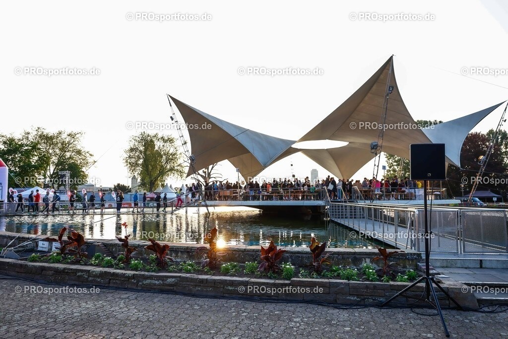 21. ASV Nachtlauf ; Köln, 08.05.24 | Impressionen vom 21. ASV Nachtlauf  am 08.05.24 in Köln (Deutschland). Foto: BEAUTIFUL SPORTS/Ulrich Faßbender