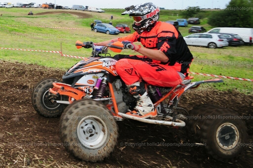 DSC_4811 (2) | Sportfotografie , Motorsport, Motoross, Reitsport, Mointainbike, Enduro,
Landschaft , Outdoor, Eventfotografie, Landschaft, Bilder online bestellen - Realisiert mit Pictrs.com