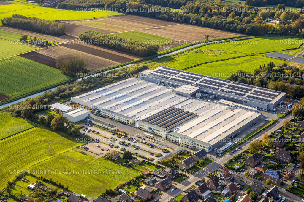 Isselburg241010202 | Luftbild, TROX GmbH - Werk Anholt Klimaanlagenanbieter, Anholt, Isselburg, Niederrhein, Nordrhein-Westfalen, Deutschland