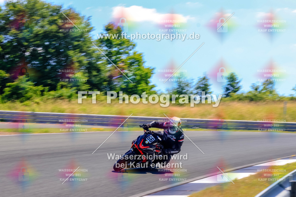 _TCM6612 | Hier findet Ihr Bilder von Touristenfahrten auf der Nürburgring Nordschleife oder von anderen Veranstaltungen die ich besucht habe. Viel Spass beim Durch Schauen 