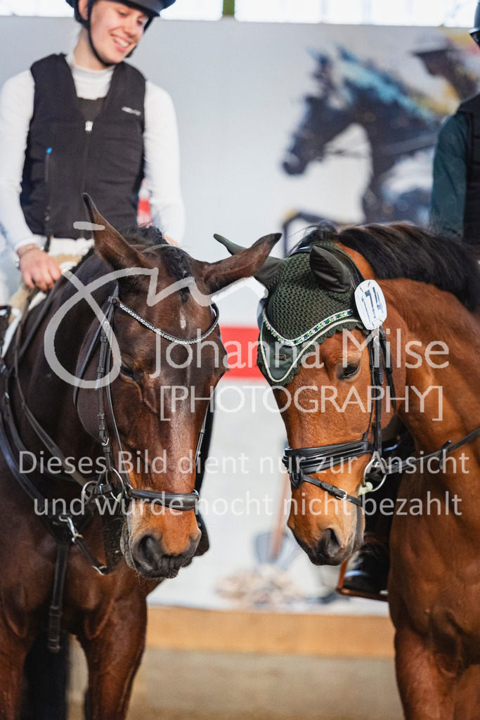 260322_HF-Schw_Gelaende-A-639 | Deine schönsten Turniermomente als professionelle Fotos! Entdecke hochwertige Pferdesport-Fotografie im Online-Shop. Jetzt Fotos finden & bestellen!