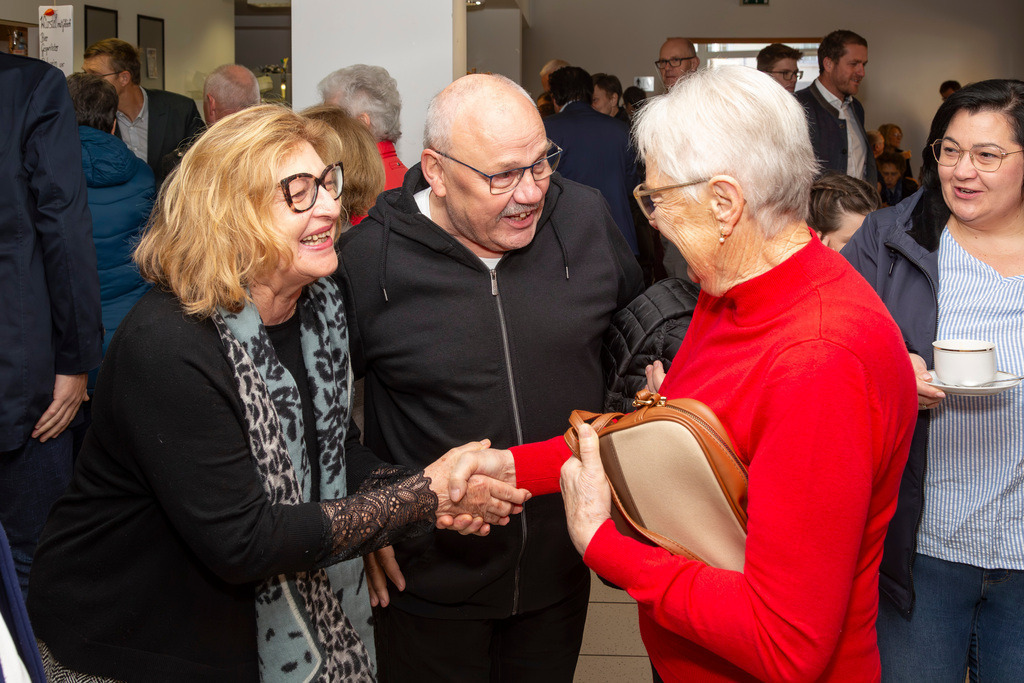 Festmesse-088 | Fotodoku der Festmesse anläßlich der Seligsprechung von Maria Theresia LEDOCHOWSKA 1975, zelebriert von Altbischof DDr. Klaus Küng und Pfarrer Mag. Zenon PAJAK in der Pfarrkirche Loosdorf. 