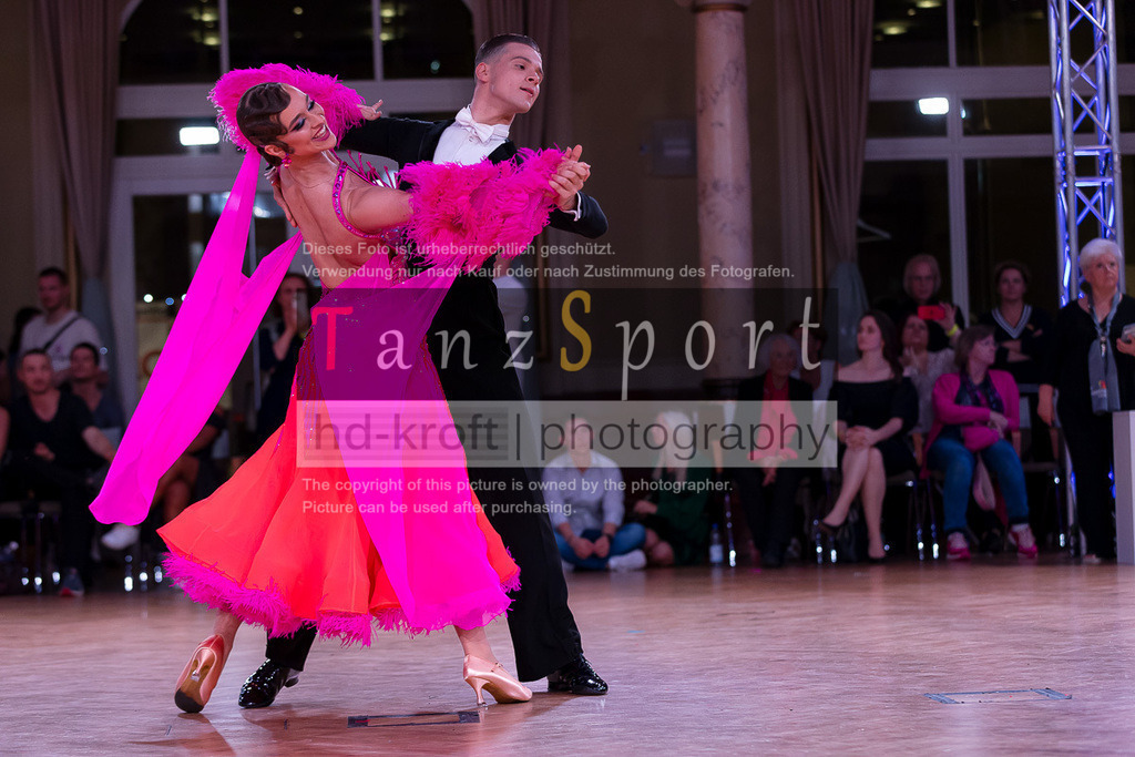 20240706_WDSF_RS_Std_2537 | Tanzsportbilder, Standardtanz, Lateintanz, WDSF, DTV, LTVB, dancecomp, goc, hessen tanzt, blaues band der spree, walzer, tango, wiener walzer, slowfox, quickstepp, samba, rumba, cha-cha-cha, paso doble. jive, hd-kroft photography, turniertanzsport