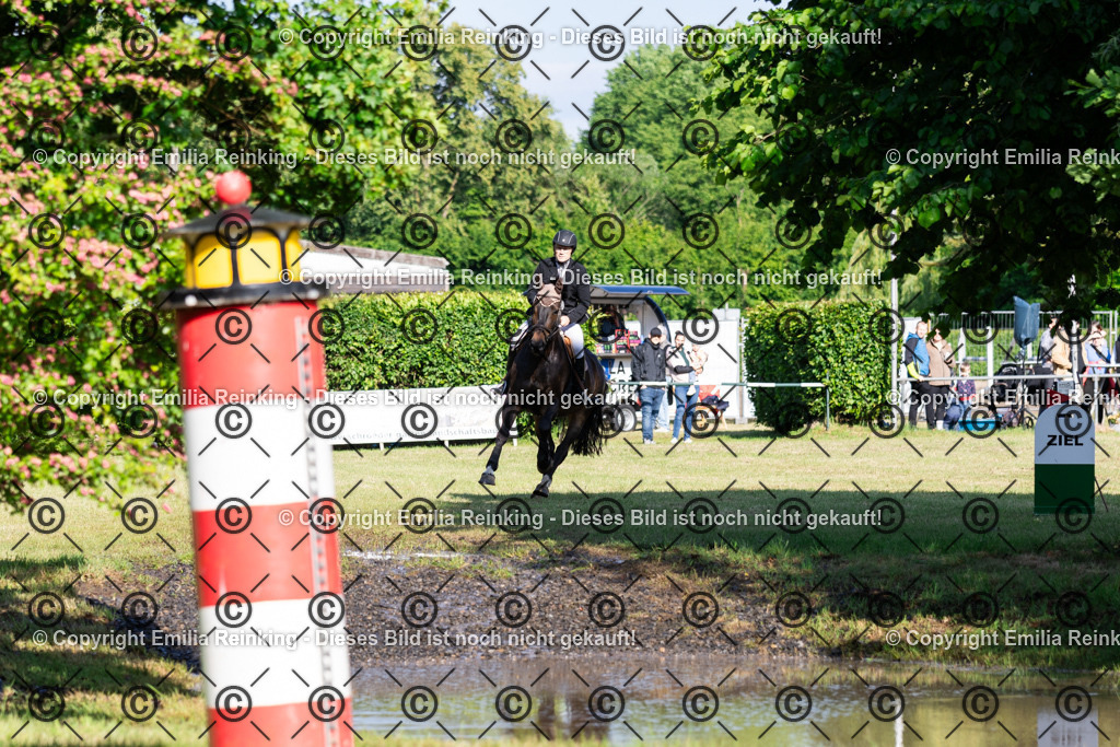 CL5A9920 | Emilia Reinking Fotografie - Realisiert mit Pictrs.com