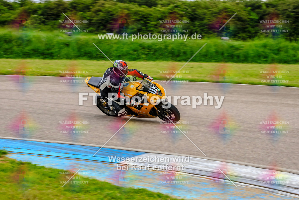 MotoTeam-9474 | Hier findet Ihr Bilder von Touristenfahrten auf der Nürburgring Nordschleife oder von anderen Veranstaltungen die ich besucht habe. Viel Spass beim Durch Schauen 