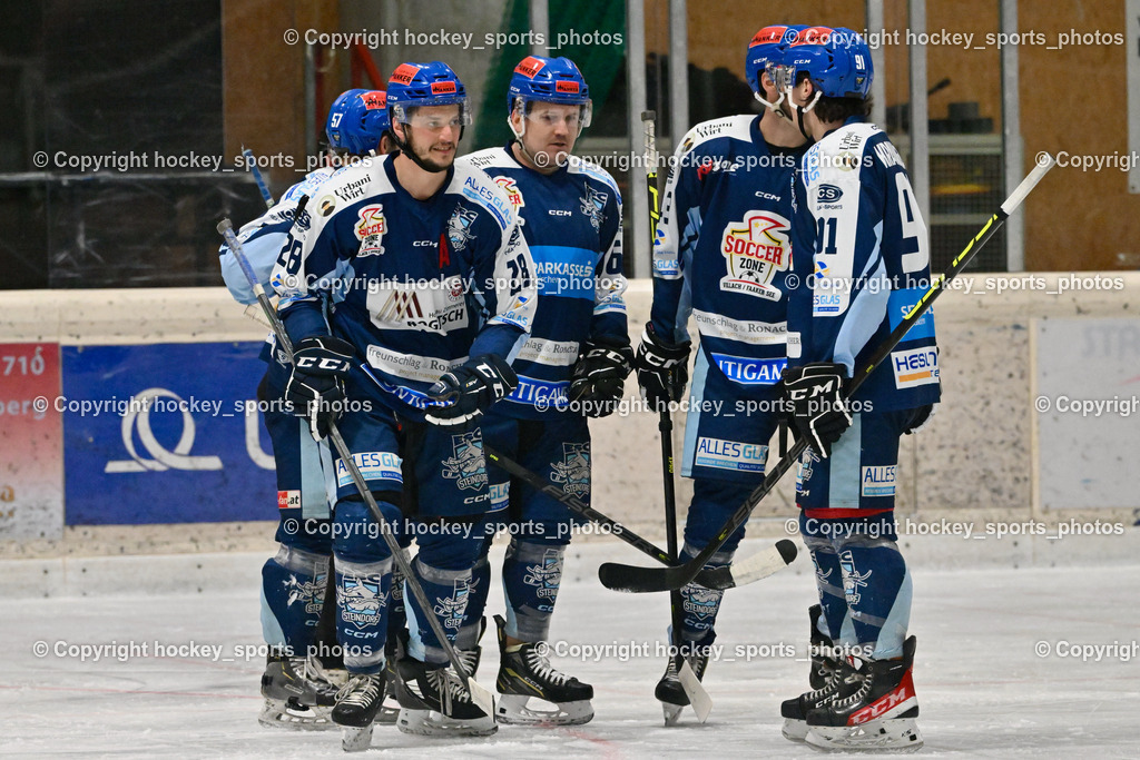 EC Hornets Spittal vs. ESC Steindorf 23.2.2024 | Jubel ESC Steindorf, #28 Bacher Stefan ESC Steindorf, #64 Stichauner Fabian ESC Steindorf, #91 Kravania Kristian ESC Steindorf, EC Hornets Spittal vs. ESC Steindorf 23.2.2024, EC Hornets Spittal vs. ESC Steindorf 23.2.2024 am 23.02.2024 in Spittal an der Drau (Eissportzentrum Spittal), Austria, (Photo by Bernd Stefan)