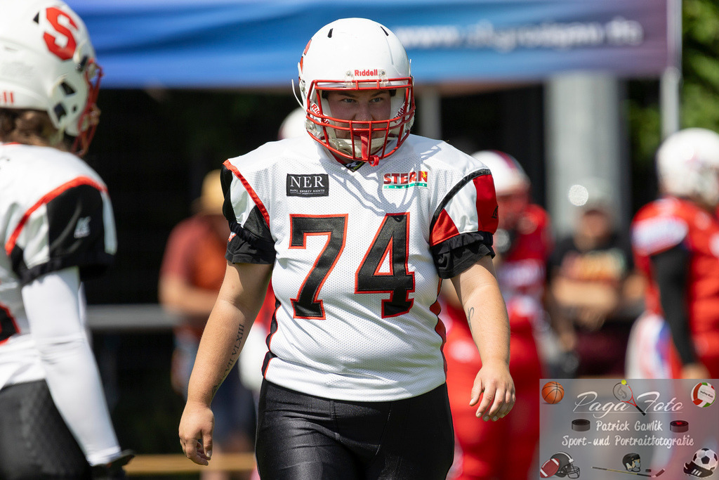 GFLW 1: German Football League Women 1: Rodgau Pioneers Ladies - Stuttgart Scorpions Sisters, 07.06.2026 | Christina Utzinger (Stuttgart Scorpions Sisters #74), Freisteller, Portrait / Porträt, Rodgau Pioneers Ladies - Stuttgart Scorpions Sisters, Rodgau, Maingau-Energie-Stadion "Am Weichsee", 7.6.2026 - Realisiert mit Pictrs.com
